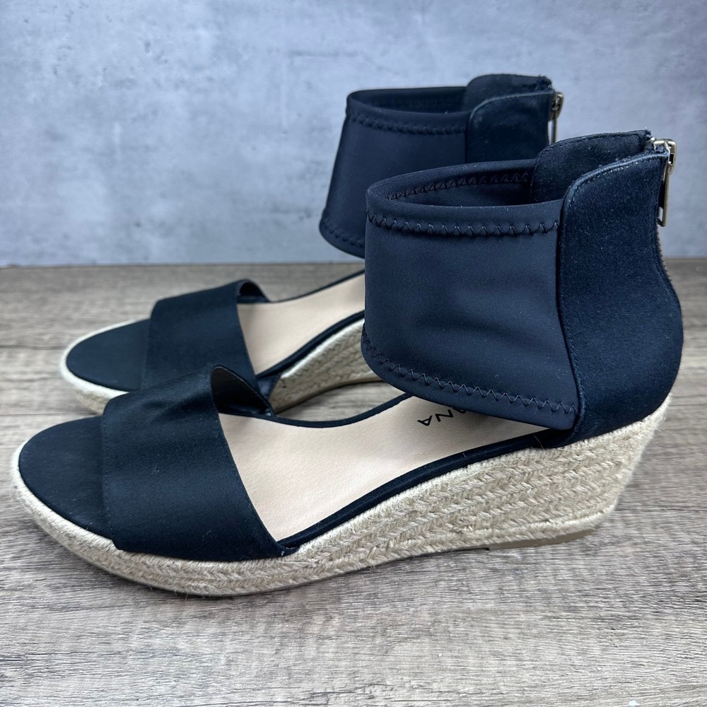Moda Spana~Women's~"Kacey" Black Wedge Sandals~ Size 10